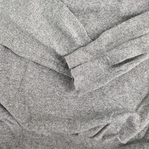 H&M Light Grey Crewneck - Picture 3 of 5